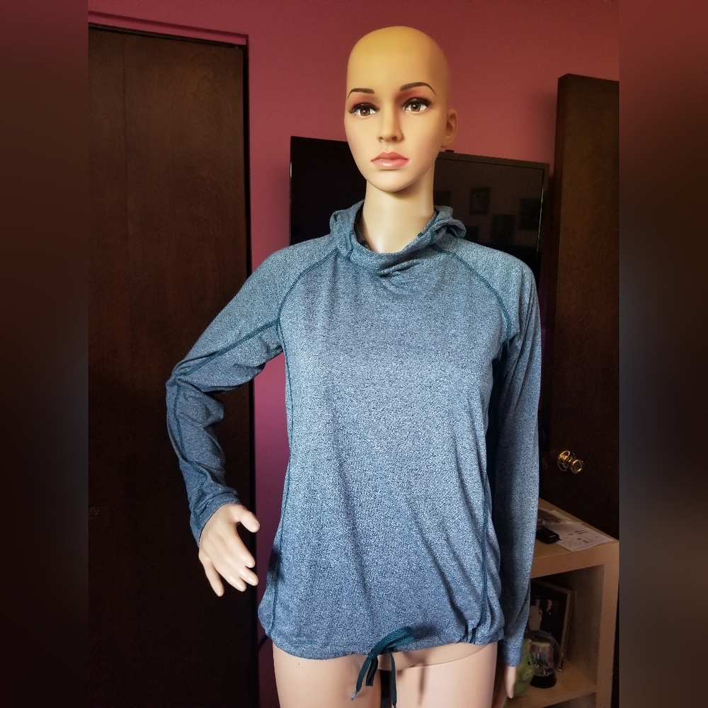 Under Armour Threadborne - image 2